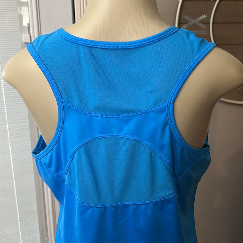 TAIL tank top - Picture 4 of 7